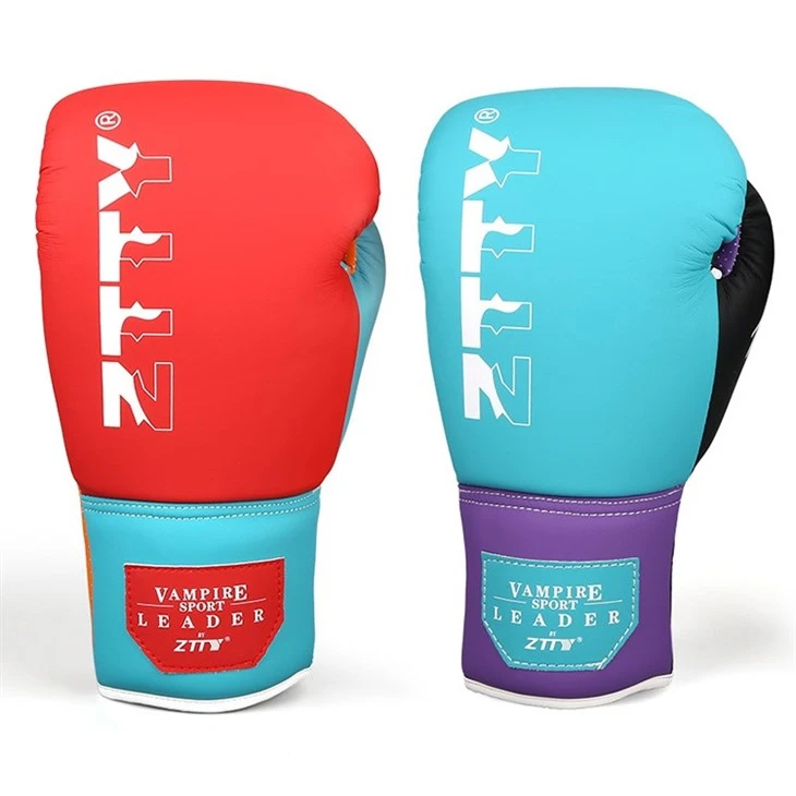 Professional boxing gloves